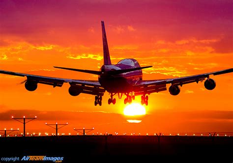 Boeing 747-400 - AirTeamImages.com