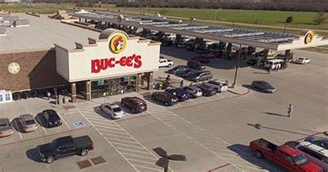 Buc-ee's ranked top gas station in the country