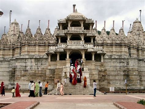 Ranakpur Jain Temple - Divine Place to Experience the Jainism - India Travel Blog