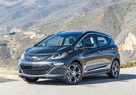 Chevy Bolt One of Nine Finalists for North American Car, Truck, SUV of the Year ...