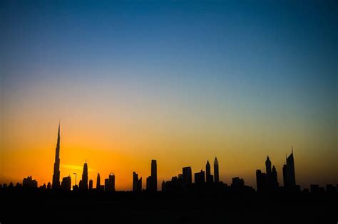 Dubai sunset skyline : r/pics