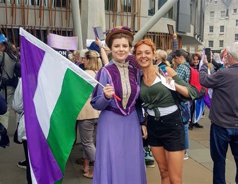 Anti-trans protesters in suffragette colours boo Nicola Sturgeon