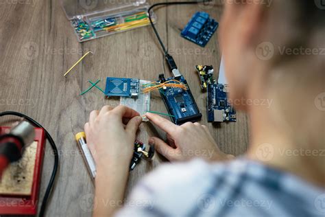 Soldering Electronic Circuit Board 14060399 Stock Photo at Vecteezy