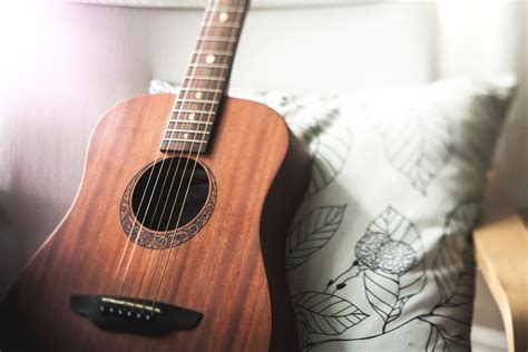 Free picture: acoustic guitar, music instrument, antique, object, guitar