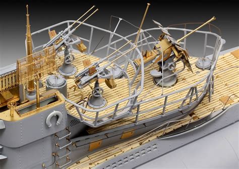 Revell 05163 German Submarine Type VII C/41 | Menzels Lokschuppen ...