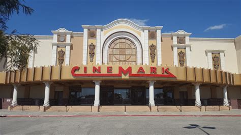 Movie Theater «Cinemark 16», reviews and photos, 15171 Crossroads Pkwy, Gulfport, MS 39503, USA