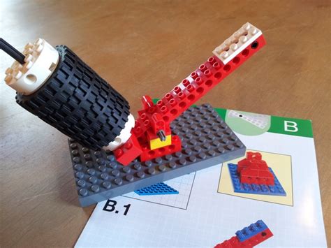 LEGO Simple Mechanisms Projects using WeDo Sets | OER Commons