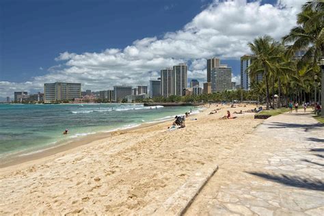 10 Best Oahu Resorts for Families | Family Vacation Critic