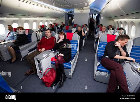 Boeing 787 dreamliner interior hi-res stock photography and images - Alamy