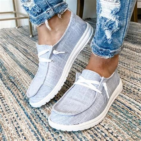 2021 Women Classic Canvas Flat Low Top Slip on Loafers | Casual shoes, Loafers for women, Lace ...