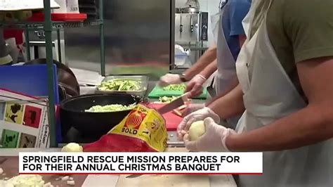 Springfield Rescue Mission preparing for annual Christmas banquet - YouTube