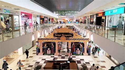 Cihampelas Walk Shopping Mall (Bandung) - 2020 All You Need to Know Before You Go (with Photos ...