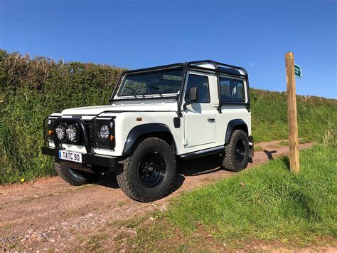 Land Rover Defender Arctic | Land Rover Defender Hard Top