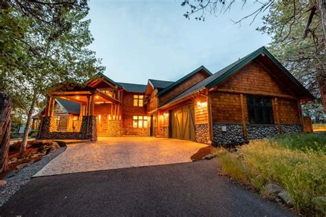 Lakefront Property With Panoramic In Klamath Falls, Oregon, United ...