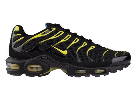 Nike Air Max Plus Tuned 1 Black Yellow - Sneaker Bar Detroit