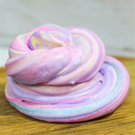 How to Make Unicorn Slime (Borax-Free)