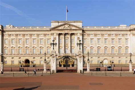 Royal Residences | Buckingham Palace - Royal.uk