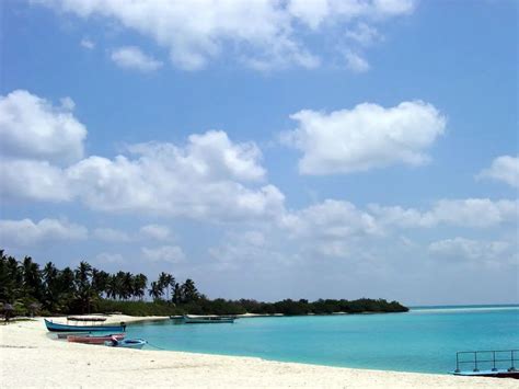 How to Reach Lakshadweep - By Air, Ship