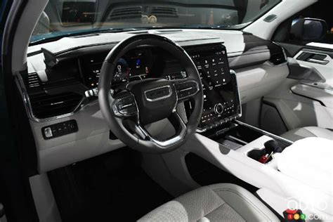 2025 GMC Acadia Interior