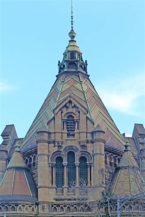 Magistrates Court Melbourne / Romanesque Romanesque, Empire State Building, Notre Dame ...