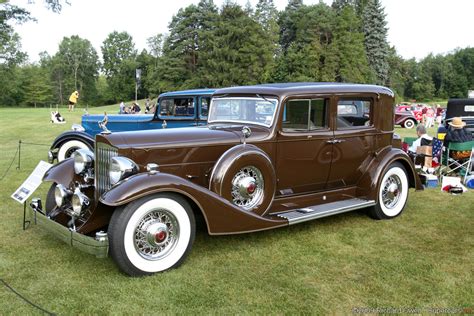 1933 Packard Eight - Information and photos - MOMENTcar