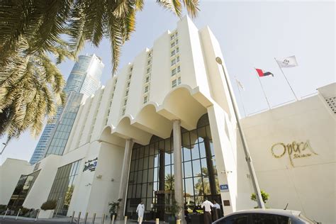 Kitchen of Radisson Blu Abu Dhabi closed over safety concerns - Caterer ...