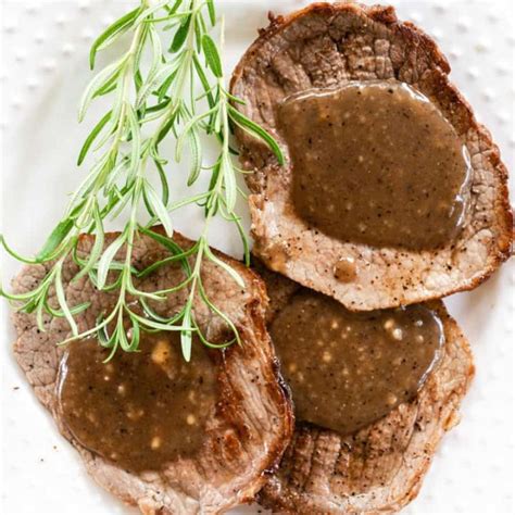 Marinaded Eye of Round Steak with White Wine Gravy - Cast Iron Skillet ...