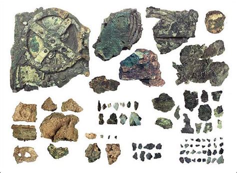 The Antikythera Mechanism – misfits' architecture