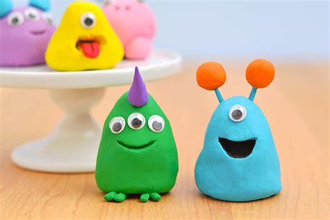 Clay Monsters | How to Make a Clay Monster Sculpture