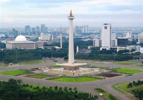 The National Monument (Indonesian: Monumen Nasional (Monas)) is a 433 ft (132 metre) tower in ...