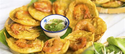 Bánh Tôm | Traditional Appetizer From Hanoi, Vietnam