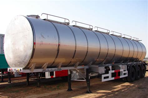 Oil Fuel Tanker Trailer Manufacturers | DTG Group Trailer