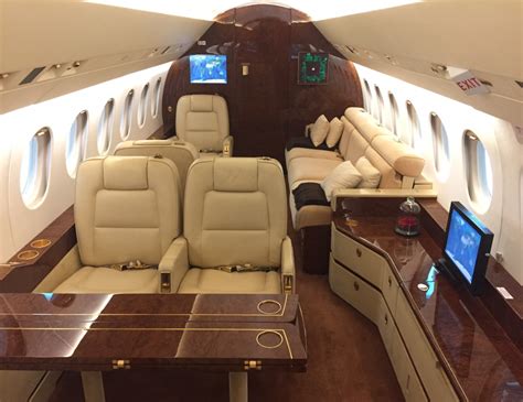 Falcon 2000LX - Jet Advisors