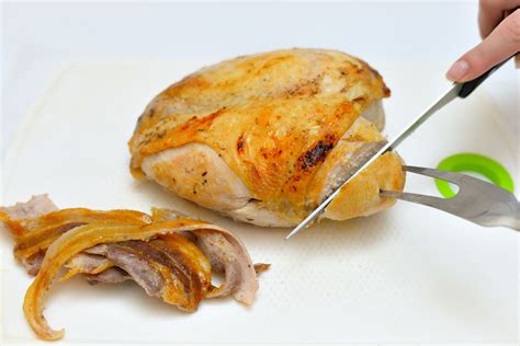 3 Ways to Cook a Turkey Crown - wikiHow