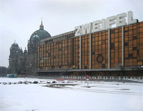 Negotiating the Past in Berlin: The Palast der Republik - Brewminate: A Bold Blend of News and Ideas