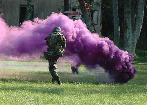 PM Urban Survival Center: How to Make Your Own DIY Smoke Grenades