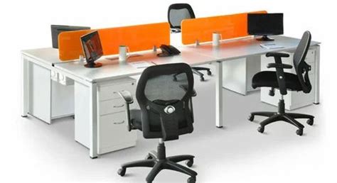 Wooden Modular Office Workstation Tables at Rs 22000/set in Noida | ID ...