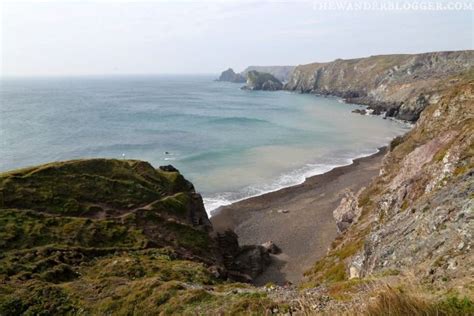 Hiking from Lizard Point to Kynance Cove in Cornwall - The ...