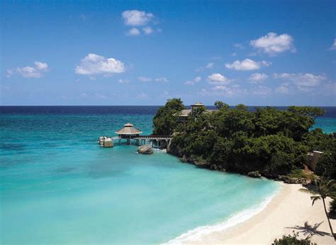 Boracay Luxury Beach Resort - 5 Star Hotel | Shangri-La's Boracay Resort and Spa