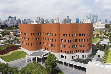 Diplomatic metaphor: Australian Embassy Bangkok | ArchitectureAu