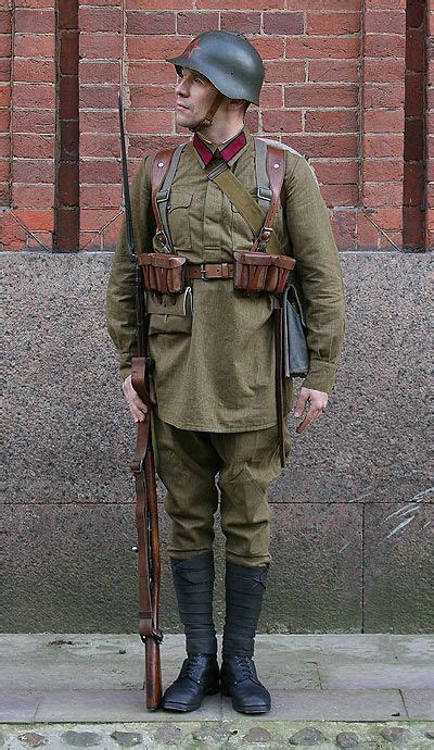 Soviet Red Army enlisted man, 1936-1940. | Soviet red army, Wwii uniforms, Soviet army