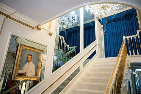 Inside The Graceland House Picture Of Graceland