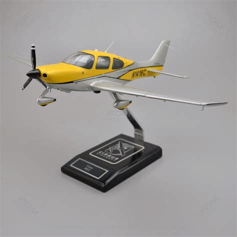 Cirrus SR22 Scale Model Airplane with a Detailed Interior