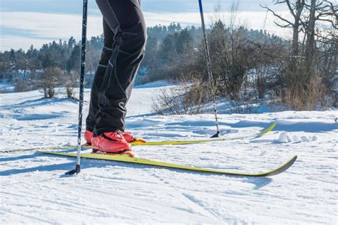 How To Size Cross-Country Skis - XC Skiing