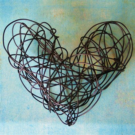 Pin by Veronica Bristow on Arts and Crafts | Heart art, Wire art, Wire ...