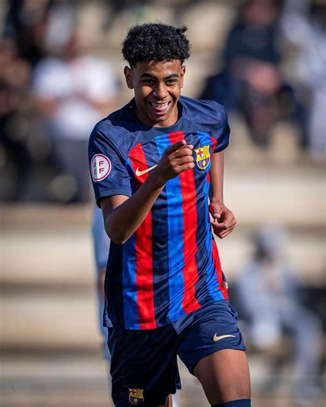 Lamine Yamal, the youngest player ever to make a Barça squad