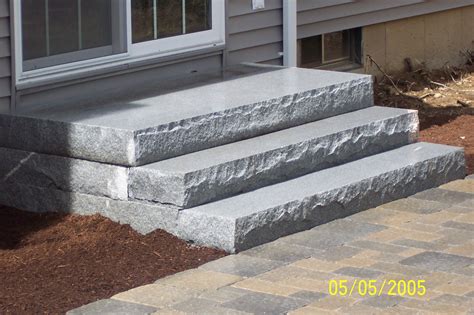 paver patio stairs with landing - Google Search | Pavimento esterno, Giardino, Esterno