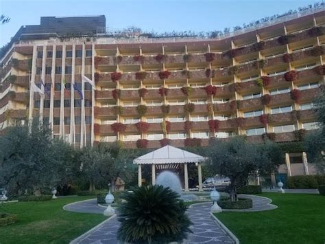 Rome Cavalieri Waldorf Astoria Review | SingleFlyer