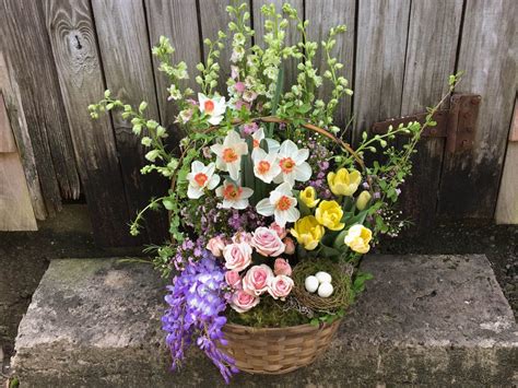 Spring Flower Basket Arrangement - Flower Magazine