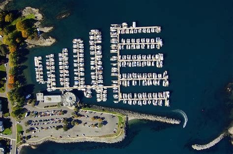 Oak Bay Marina in Victoria, BC, Canada - Marina Reviews - Phone Number ...